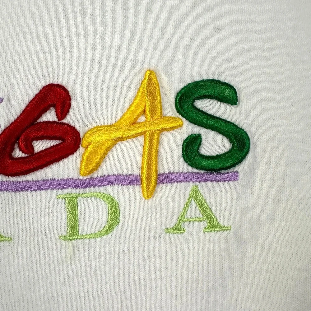 AAA Alstyle Adult Vtg T-Shirt Las Vegas Y2k Lifted Font Puff Tee‎ Shirt Nevada S